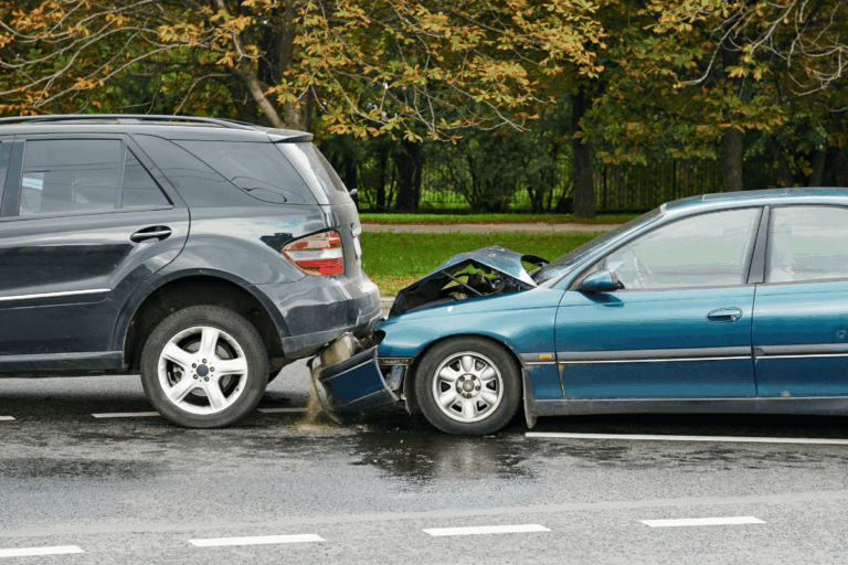 When to Call a Rear End Car Accident Lawyer in St Cloud